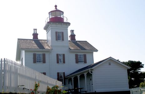 Yaquina Bay Lighthouse near Newport, OR