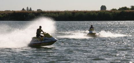 Jet Skis on Snake River, ID