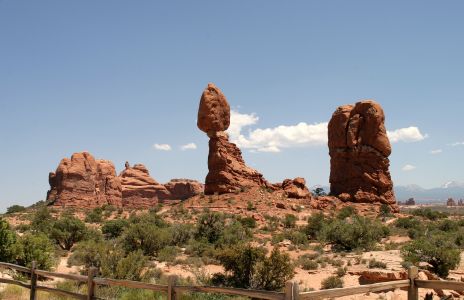 Balanced Rock, Arches National Park, Utah