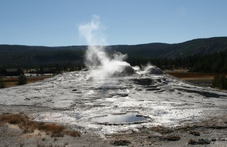 Old Faithful Geyser, Upper Geyser Basin, Yellowstone